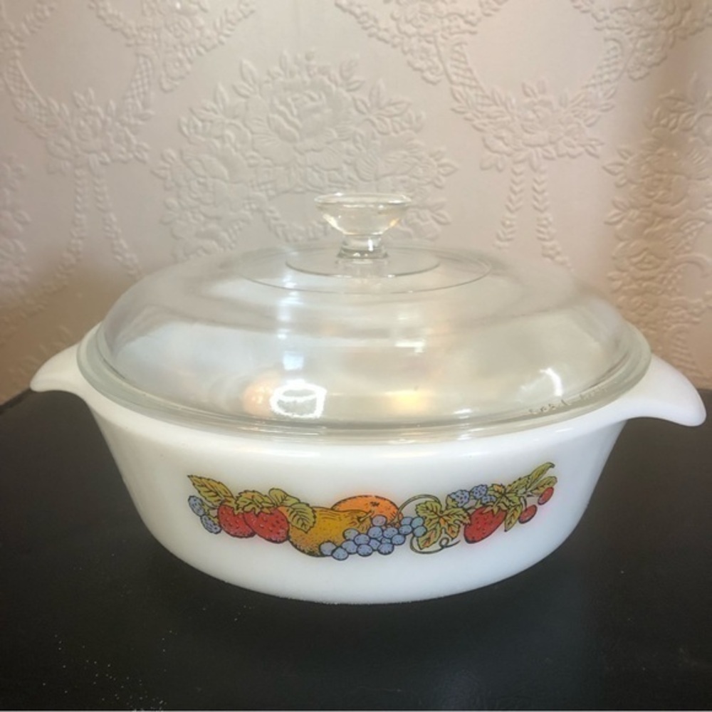 Fire King Anchor Hocking 1 quart casserole dish with lid fruit pattern